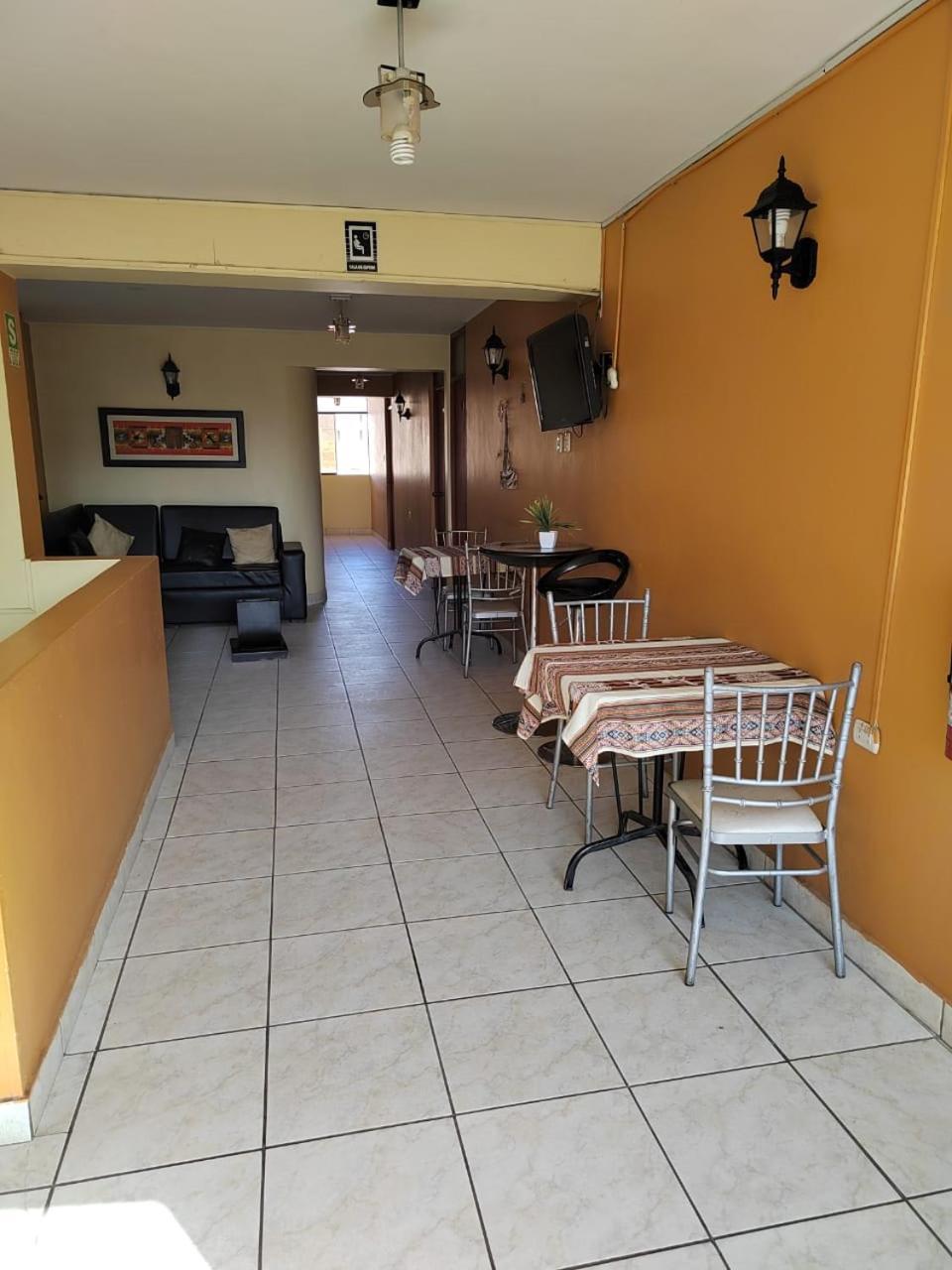 נאסקה Hostal Boulevard מראה חיצוני תמונה