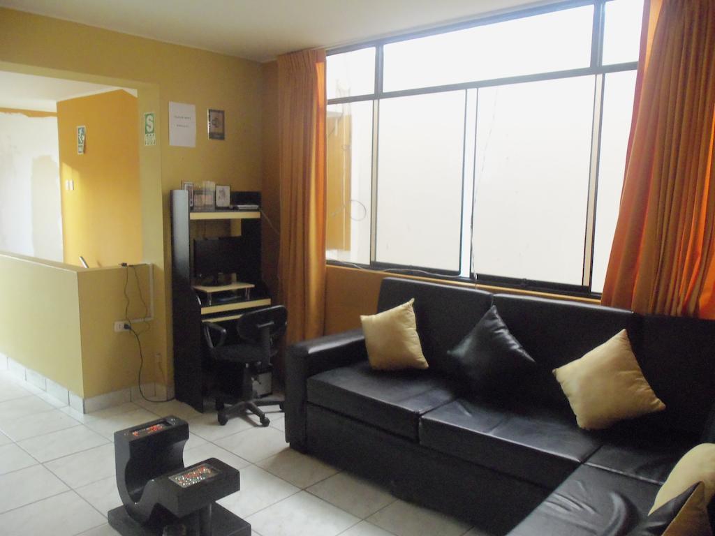 נאסקה Hostal Boulevard מראה חיצוני תמונה